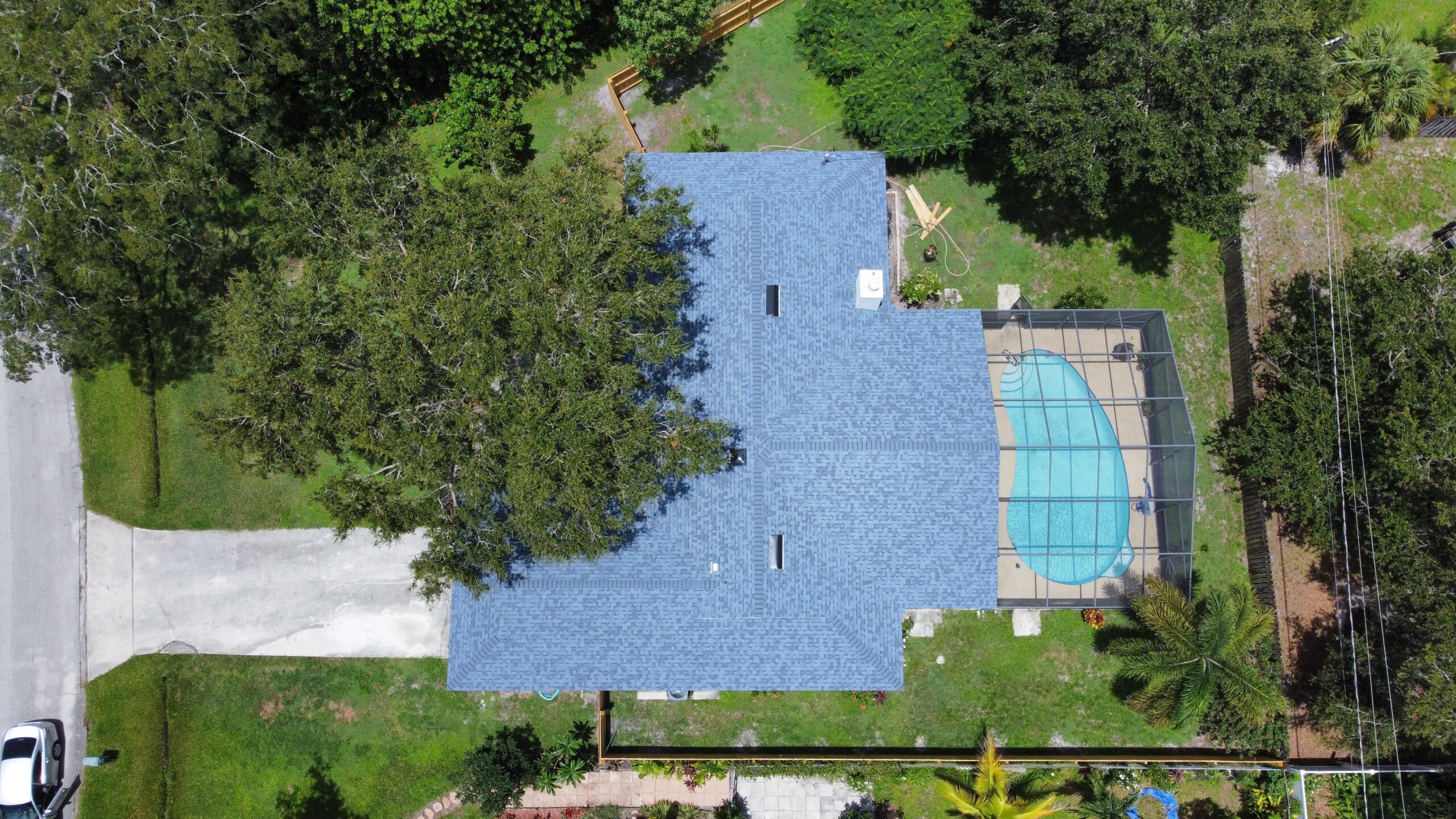 Roof repair and replacement Broward
