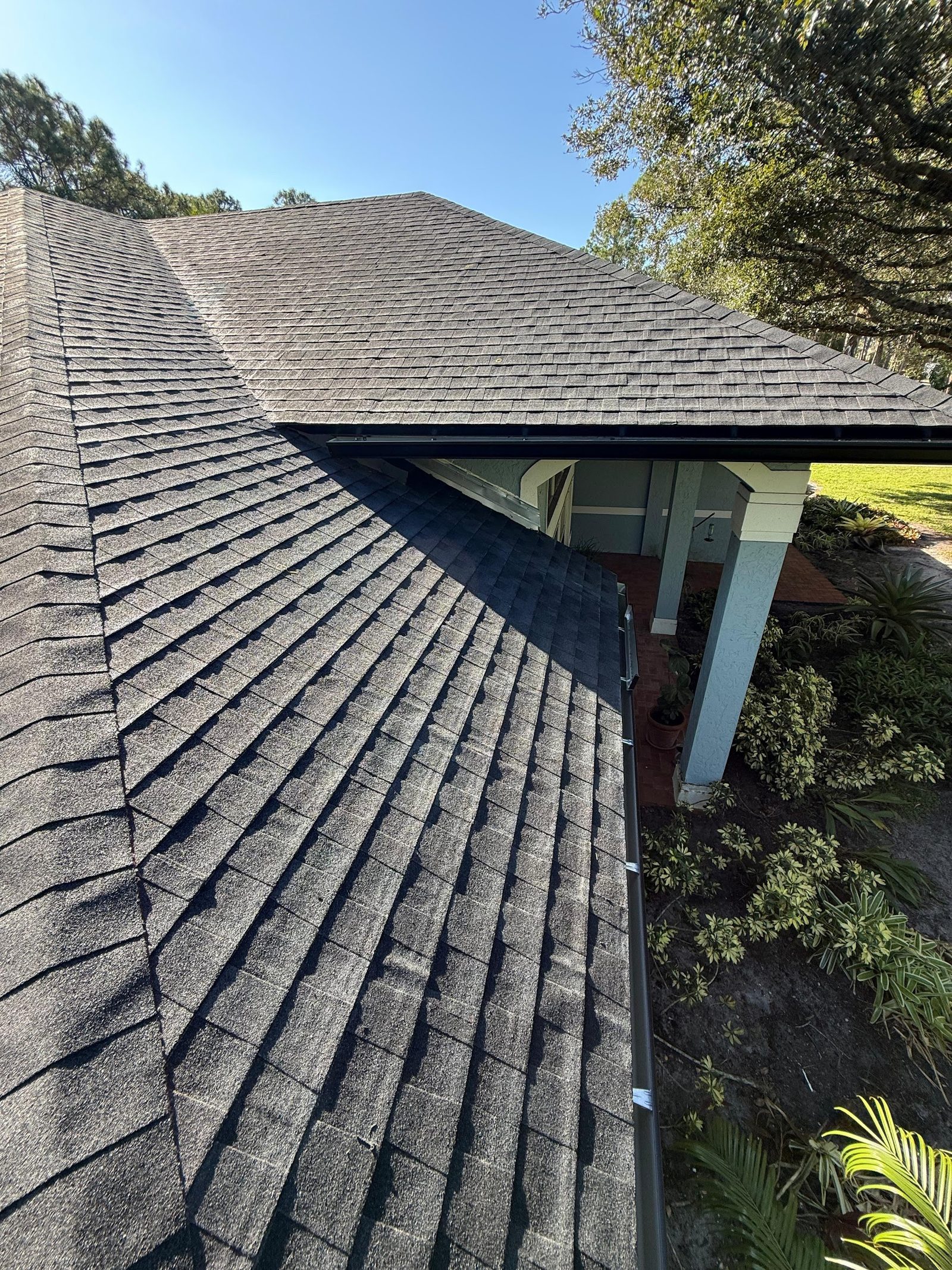 Corner of a Florida shingle roof showing edge condition